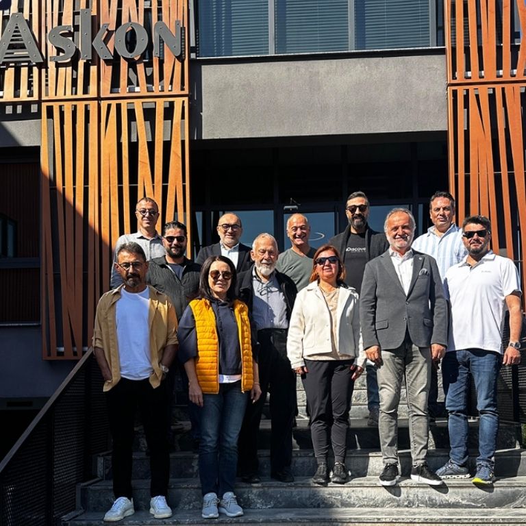  The BESIAD Board of Directors and Members Visited Our Headquarters
